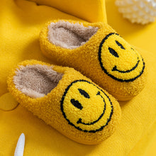 Load image into Gallery viewer, Smiley Slippers (baby)
